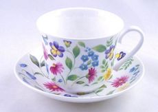 Roy Kirkham Jumbotasse + Untertasse CHATSWORTH