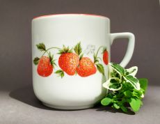 Kaffeebecher PETKA 0.40l Erdbeeren