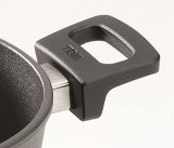 WOLL Titanium Nowo Induction Guss-Kasserolle viereckig 28cm mit Glasdeckel INDUKTION