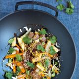 Le Creuset Wok mit Glasdeckel 36 cm - in 3 Farben