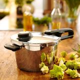 Fissler Schnellkochtopf VITAVIT PREMIUM 22 cm, 4,5 ltr. mit D�mpfeinsatz