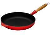 Le Creuset Bratpfanne mit Holzgriff 28cm - kirschrot